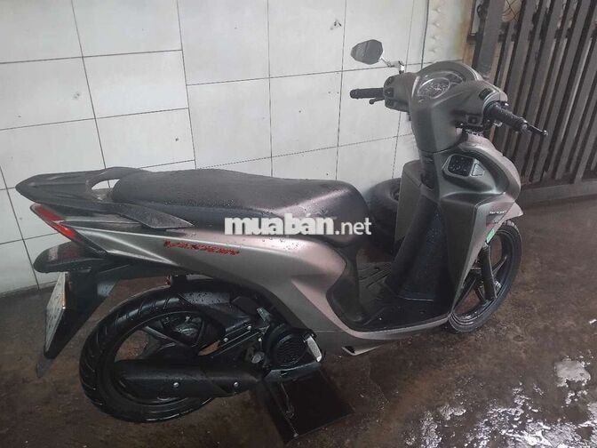 Honda Vision Xám