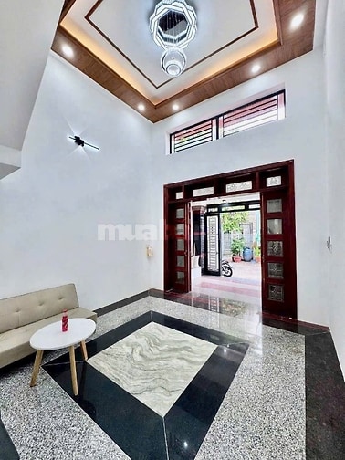 4x11 nhà đúc 4 tấm. Hẻm xe hơi đường Mã Lò 