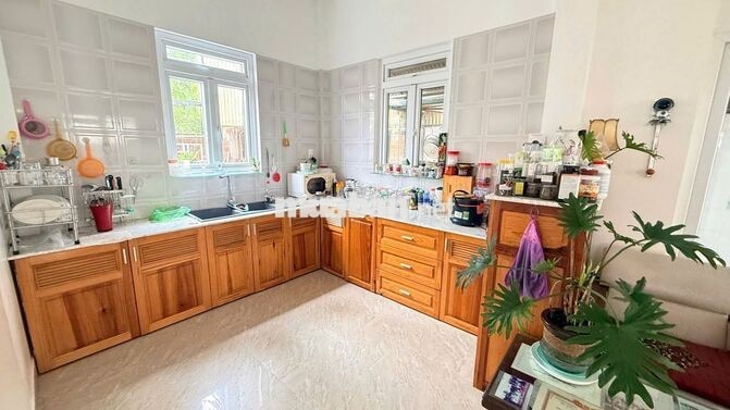 Bán Villa sân vườn tại Đà Lạt - Chính chủ (Có thương lượng)