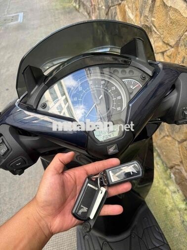 Honda SHVN 150 2018 Xanh đen 18000km