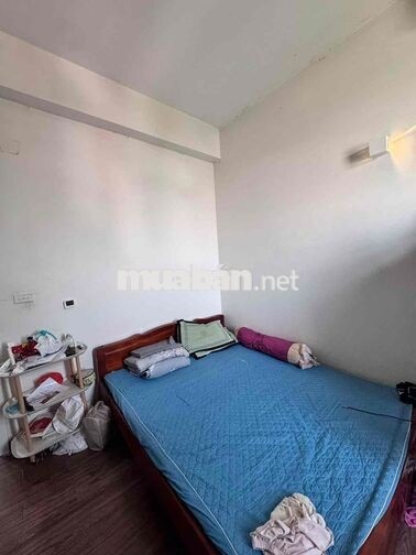Hơn 4 tỷ có căn CC sổ đỏ đẹp Cầu Bươu-View hồ-92m;3N;2VS