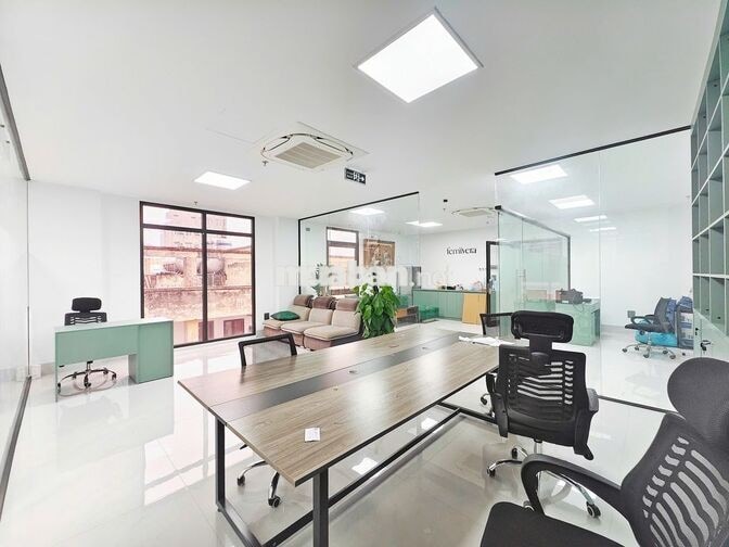 Cho thuê văn phòng Nguyễn Trãi 150m2 giá 30tr nhà lô góc vuông vắn  