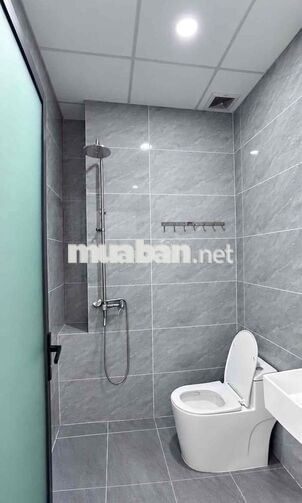 Studio full nội thất có ban công tại Cống Quỳnh, Quận 1
