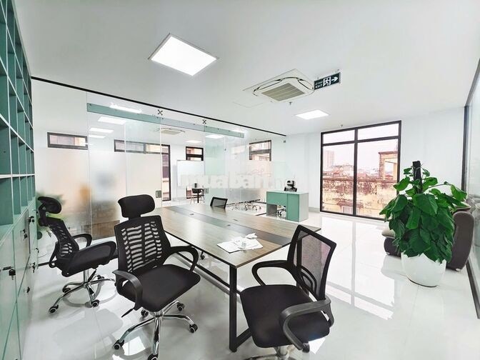 Cho thuê văn phòng Nguyễn Trãi 150m2 giá 30tr nhà lô góc vuông vắn  