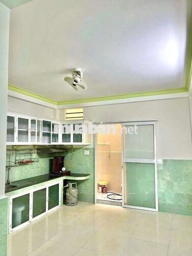 CHO THUÊ NHÀ 923 TỈNH LỘ 10, 15TRIEU, 3PN, 3 MÁY LẠNH, XE HƠI NGỦ NHÀ