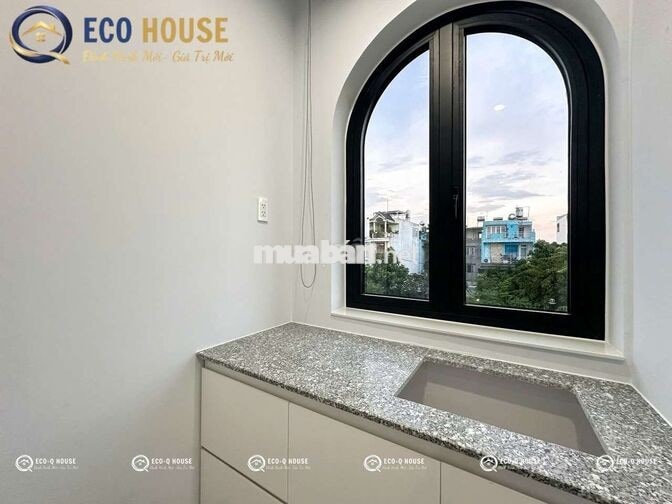 TÒA NHÀ MỚI XÂY BANCOL THOÁNG MÁT 