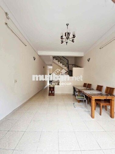NHÀ PHỐ ĐỒNG BỘ GẦN CHỢ HIỆP BÌNH - TTTM GIGAMAL 4PN 3WC Ở + VPCTY