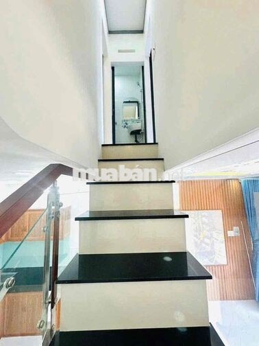 nhà đường ôtô thông ngay sát Gò Vấp ngay khu nhà phố Ngã Tư Ga