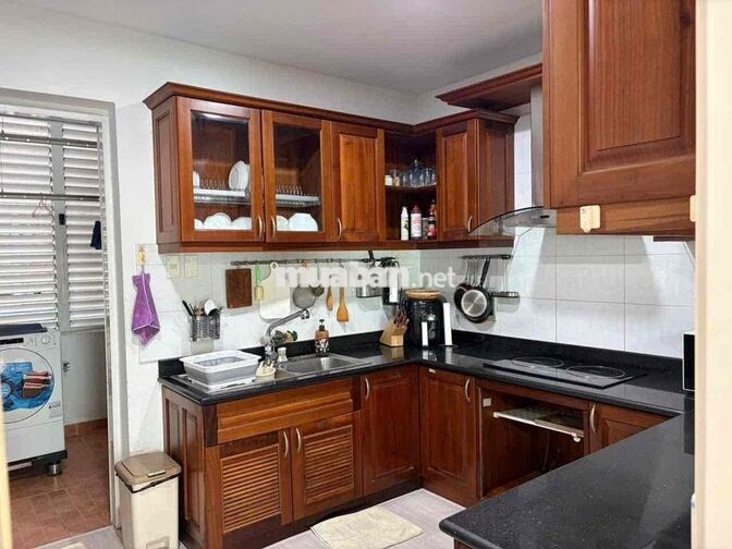 CHO THUÊ CAO ỐC PHÚ NHUẬN 145m2 sat cv gia định Phú Nhuận
