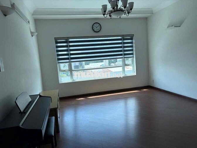 CHO THUÊ CAO ỐC PHÚ NHUẬN 145m2 sat cv gia định Phú Nhuận