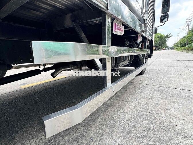 Isuzu QKR 210, 2.2 tấn 2024 thùng inox