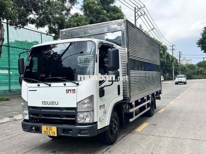 Isuzu QKR 210, 2.2 tấn 2024 thùng inox