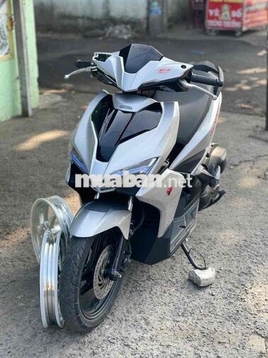 Honda Air Blade Bạc porsche cuối 2019 bstp