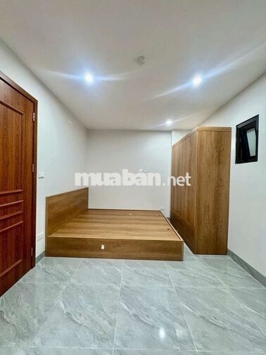 Siêu phẩm CCMN 25m2 Full đồ, cửa sổ thoáng tại Nguyễn Khánh Toàn 