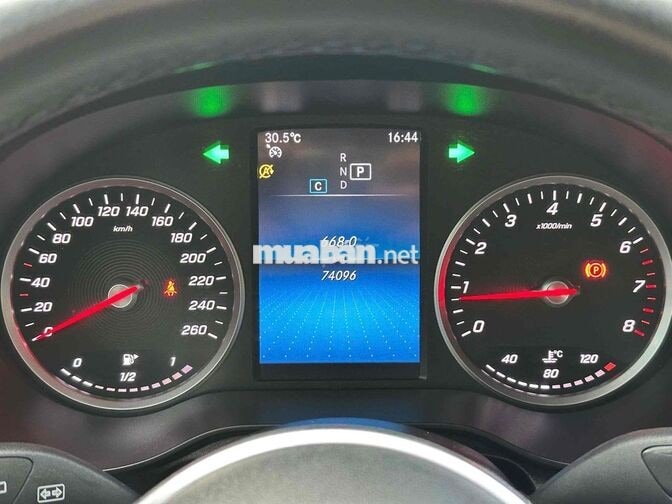 Mercedes-Benz GLC200 2021 Đen 74096 km