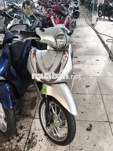 Honda SH Mode 2024 Bạc Việt Nam