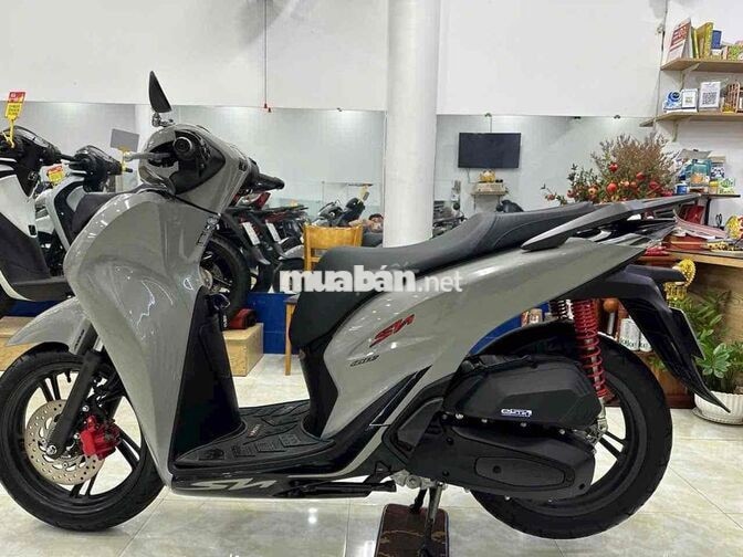 Honda SH 160 ABS 2023 Xám xi măng 9000 km