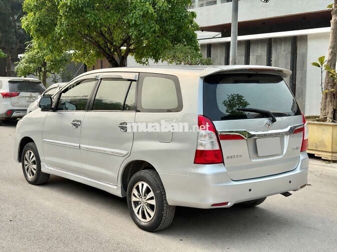 Toyota Innova 2.0G 2015 Tự động Bạc 100.000 km