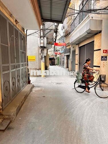 Chính chủ cho thuê nhà riêng tại ngõ 145 Quan Nhân