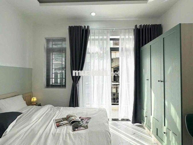 STUDIO BAN CÔNG FULL NỘI THẤT CỰC THOÁNG