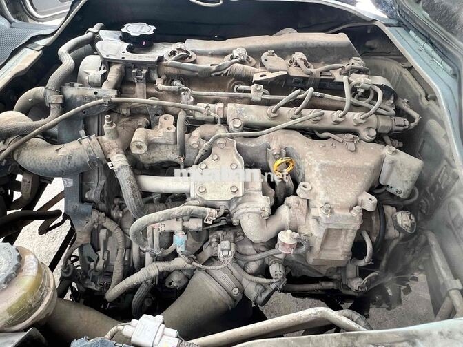 Toyota HIACE 2018 Dầu Bạc