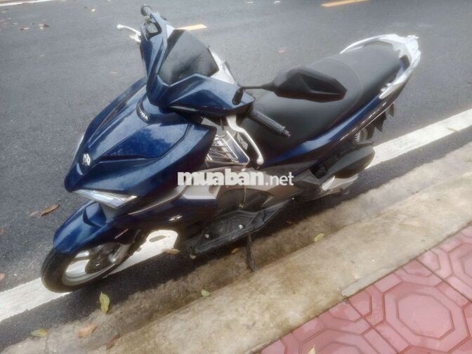 Honda Air Blade Fi 2017 Xanh máy zin êm