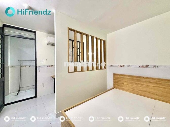 MỘT PHÒNG NGỦ TÁCH BẾP RỘNG CÓ THANG MÁY GẦN CÔNG VIÊN LÀNG HOA