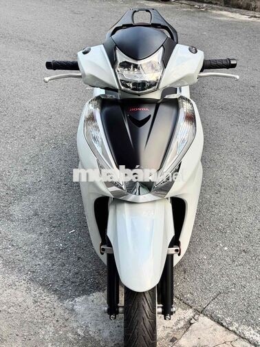 SH300i ABS Đk 2016 Trắng Đen Sport Bstp Chính Chủ