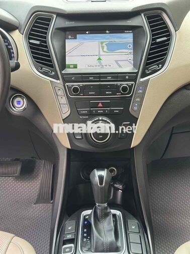 Hyundai Santafe 2018 2.4AT 4WD Trắng 11 vạn km