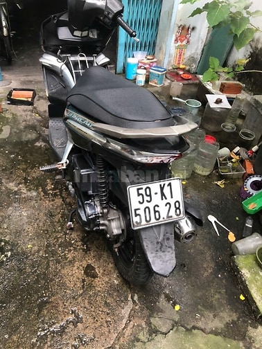 Cần bán Honda Air Blade 2010 Đen