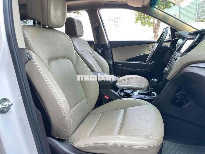 Hyundai Santafe 2018 2.4AT 4WD Trắng 11 vạn km