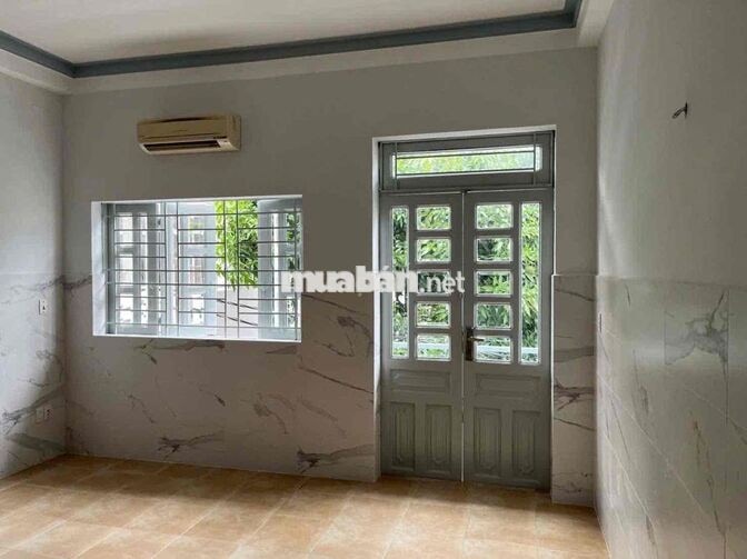 CHO THUÊ NHÀ NGUYÊN CĂN - 4 PHÒNG - HẺM Ô TÔ GẦN BỜ KÈ