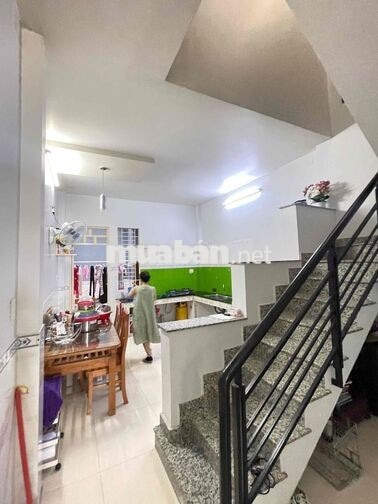 Chính Chủ cho thuê nhà, gần đường tên lửa, Bình tân