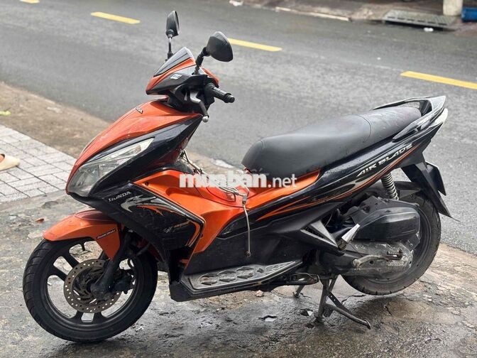 Honda Air Blade 2014 Cam đen