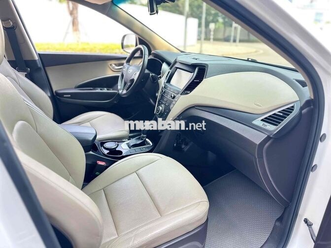 Hyundai Santafe 2018 2.4AT 4WD Trắng 11 vạn km