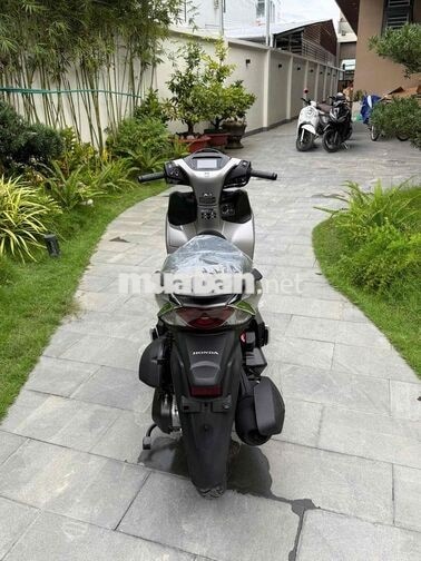 SH Mode Abs Form mới 2027 Bản ĐB Xám đen chưa xang