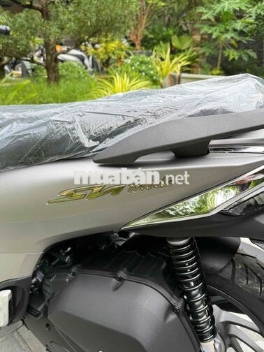 SH Mode Abs Form mới 2027 Bản ĐB Xám đen chưa xang