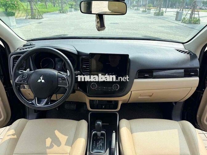 Mitsubishi Outlander 2018 2.0 CVT Premium