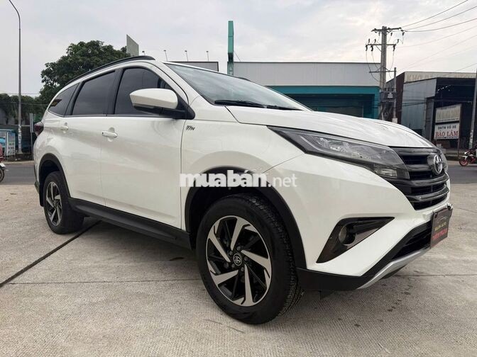 Toyota Rush 1.5L Tự động 2020 màu trắng nhập INDO