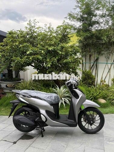 SH Mode Abs Form mới 2027 Bản ĐB Xám đen chưa xang