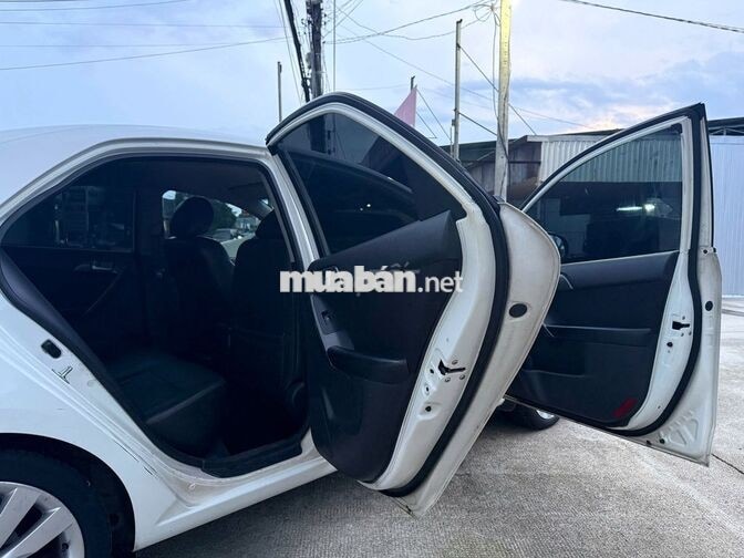 KIA FORTE 2012 1.6 MT Số sàn Trắng