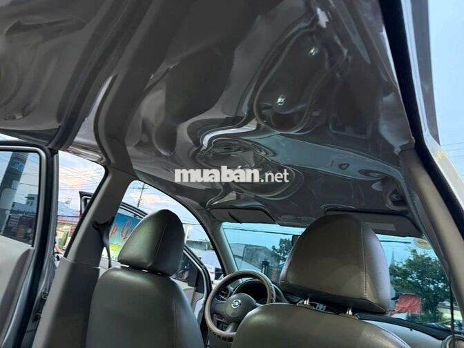 Nissan Sunny 2016 Số sàn màu bạc