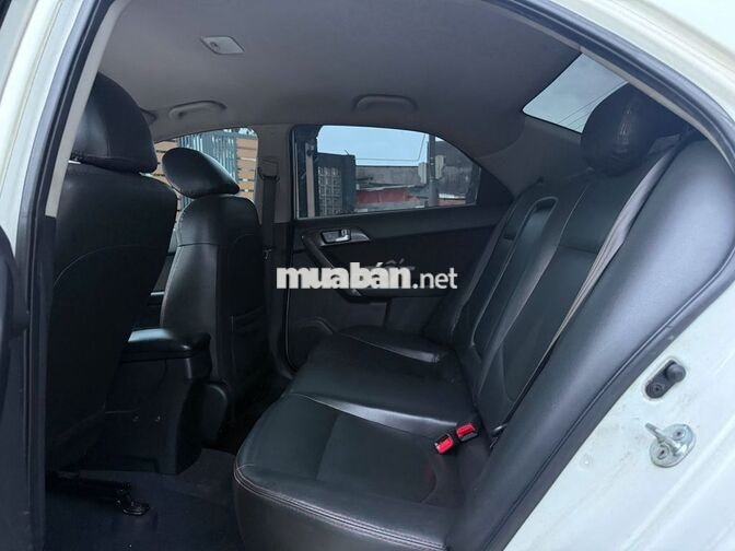 KIA FORTE 2012 1.6 MT Số sàn Trắng