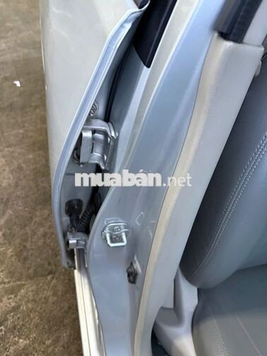 Nissan Sunny 2016 Số sàn màu bạc