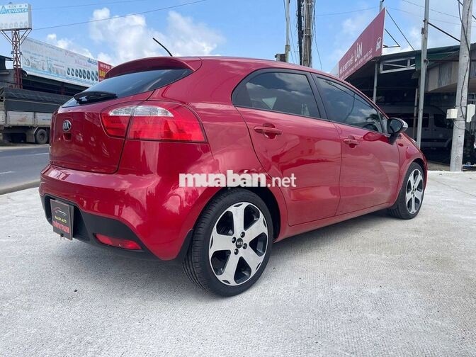 KIA RIO 2014 1.4 AT full Số tự động có cửa sổ trời