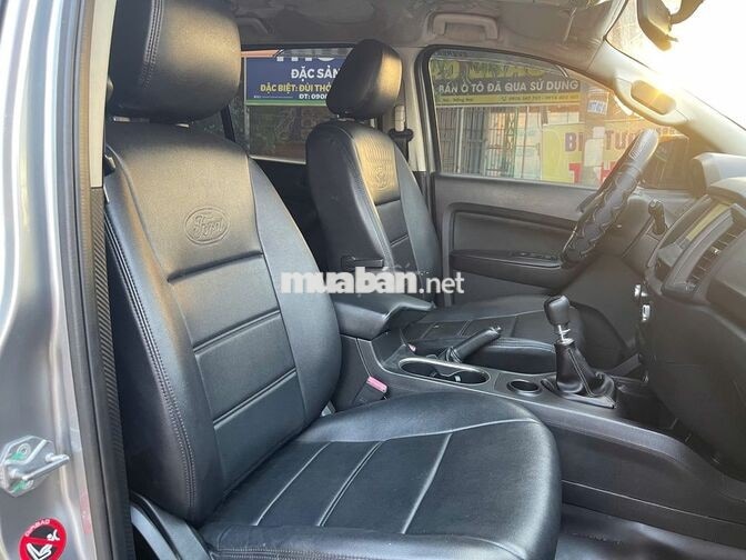 Ford Everest 2018 2.0 Turbo 4x2 số sàn 1 cực chất.