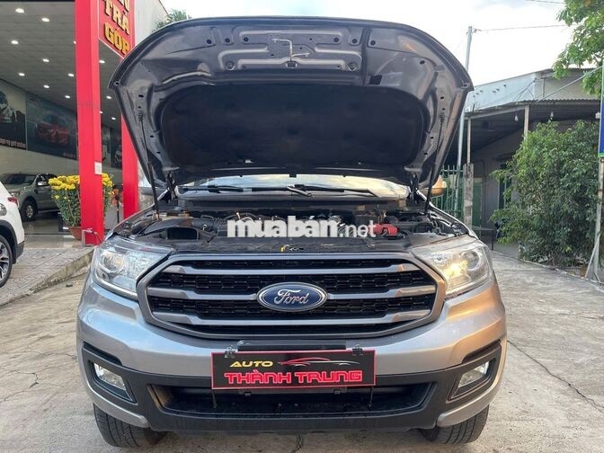 Ford Everest 2018 2.0 Turbo 4x2 số sàn 1 cực chất.