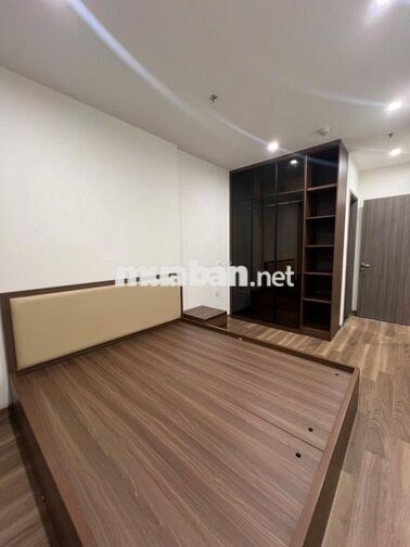 Căn hộ 2PN 2WC Beverly tầng trung view thoáng, full nội thất xịn 11tr