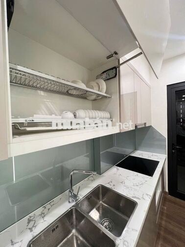 Căn hộ 2PN 2WC Beverly tầng trung view thoáng, full nội thất xịn 11tr