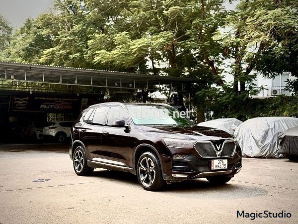 VinFast Lux SA 2.0 Plus 2.0 AT 2021 - 535 Triệu